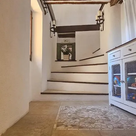 Lejlighed Authentic Old Duplex With Seaview Terrace Antibes