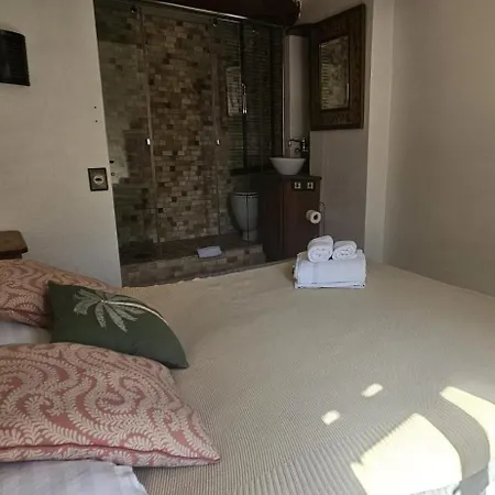 Authentic Old Duplex With Seaview Terrace * Antibes